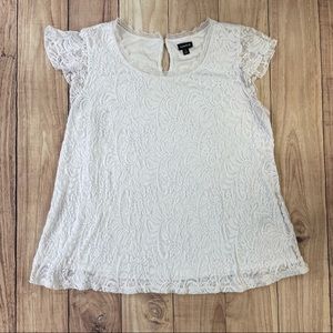 Torrid Stretch Lace Top White Size 1X!